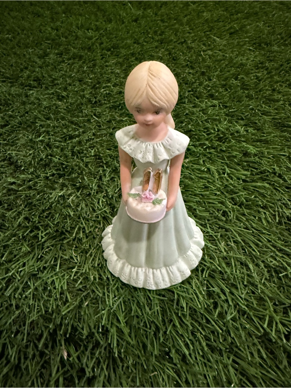 Enesco Vintage Growing Up Birthday Girls - 11